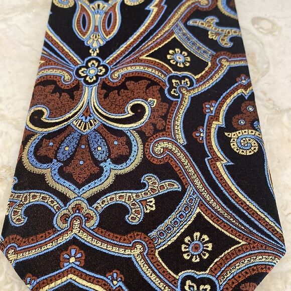 Alfred Sung 100% Silk Paisley Tie - Picture 4 of 6